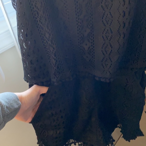 Black lace romper - Picture 3 of 4